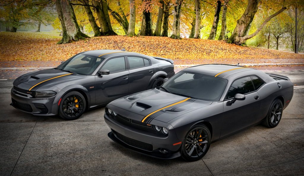 2022 Dodge Challenger GT RWD (near) and 2022 Dodge